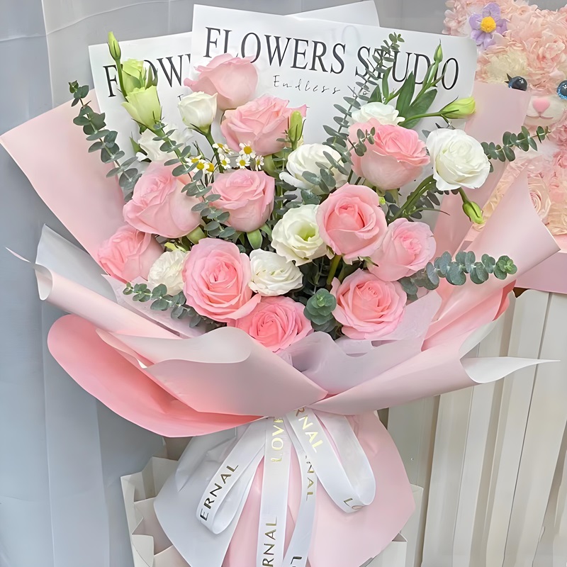 情深-11朵戴安娜，3支多头白桔梗，洋甘菊、尤加利搭配