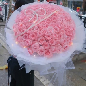 爱的旋律-99支粉玫瑰